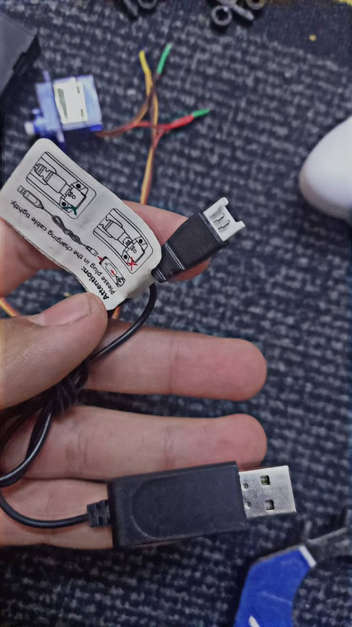 غراض اكسسوار درون للبيع كل غرض وسعرة


**إذا كنت صاحب هذا الإعلان وتريد حذفه لأي سبب، رجاءا أرسل رسالة إلى الدعم الفني**