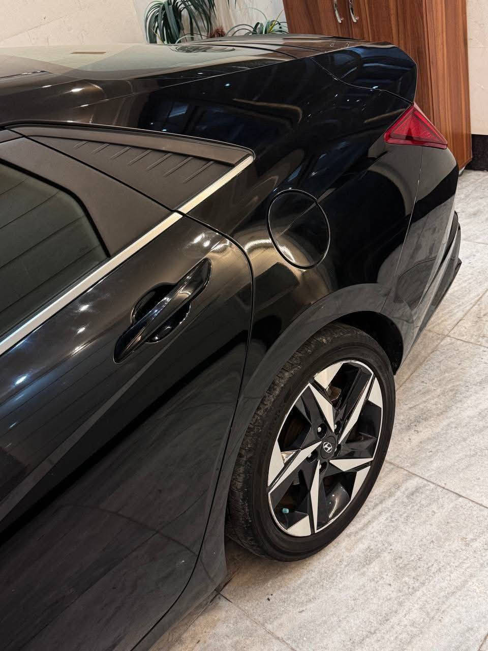 السلام عليكم
هيونداي إلنترا 2023 هايبرد ليمتد – وارد أمريكي

Hyundai Elantra Hybrid 2023 Limited

الممشى: 60,000  ممشى أمريكا
الضرر: فقط البونيد الأمامي 

المواصفات الكاملة
 • شاشة كبيرة
 • كشنات جلد
 • كشنات حِلد كهرباء
 • كشنات تدفئة وتبريد
 • وبل كب
 • شحن وايرليس
 • صندوق كهرباء
 • لايتات زينون
 • بكلايت LED
 • حساسات أمامي وخلفي
 • لَدّات دشبول بلادي
 • سستم سماعات Bose
 • تشغيل عن بعد
 • رادار أمامي وخلفي
 • إشارة ترحيب
 • بصمة أبواب وبصمة تشغيل
 • مانع انزلاق
 • 3 أنظمة قيادة
 • سايد بريك كهربائي
 • شاشة متصلة
 • تثبيت مسار
 • تبريد بيانو
 • خزن كشن
 • فل مواصفات جاهزة فحص
العنوان : بغداد العامرية
للتواصل:
📞 ***********
