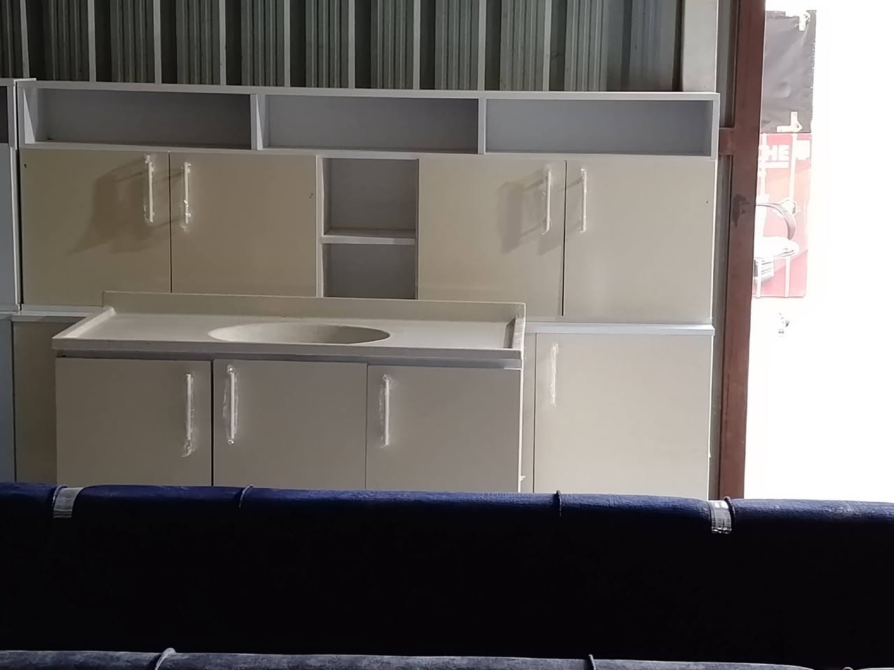 كاونترات كل القياسات موجوده بمعرض حجي بإسم الشمري ***********
