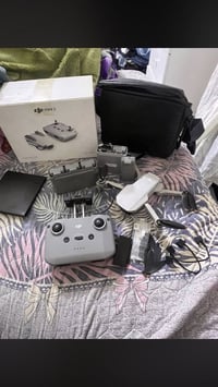 اول تم • كاميرات