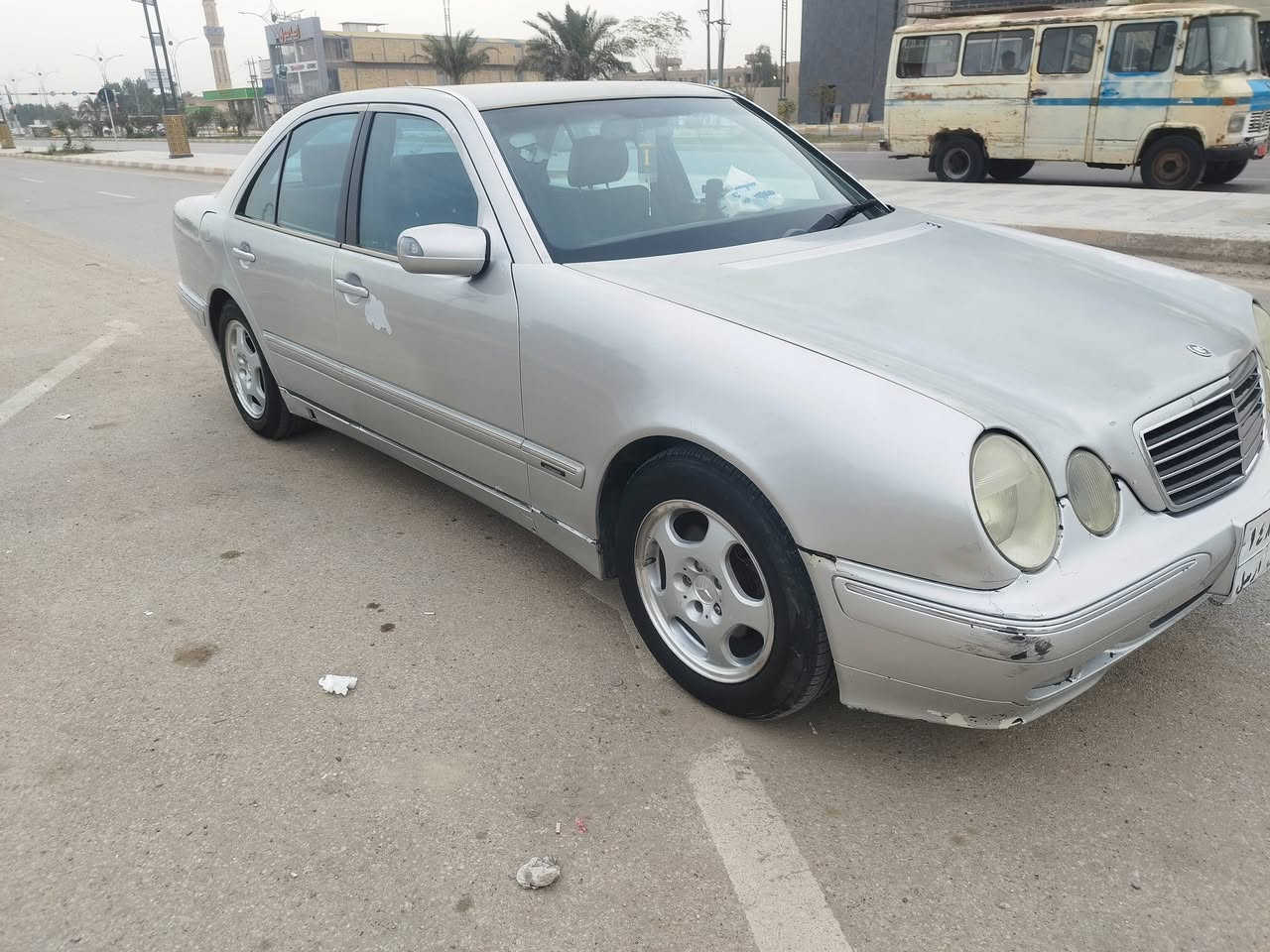 افلح من صلى على محمد وال محمد     مرسيدس ام عيون 2001 فول عشائر بالمري مري شفوط فول السياره السياره تعرفون بعد مواصفات المرسيدس الفول حداديه جديده امامي تبريد شغال تدفئه شغاله كهربائيات كلها شغاله ثاني يوم السياره تداور باسمك عليك بس عقد مرور ونقل ملكيه حتى الهزه علينا غرامات انت عليك عقد مرور ونقل ملكيه السياره خير من الله السياره عوزه  صبغه جارده مكان السياره ناصريه السعر 90 وبيها مجال للشراي تجي بيك خير وتتدلل ***********
