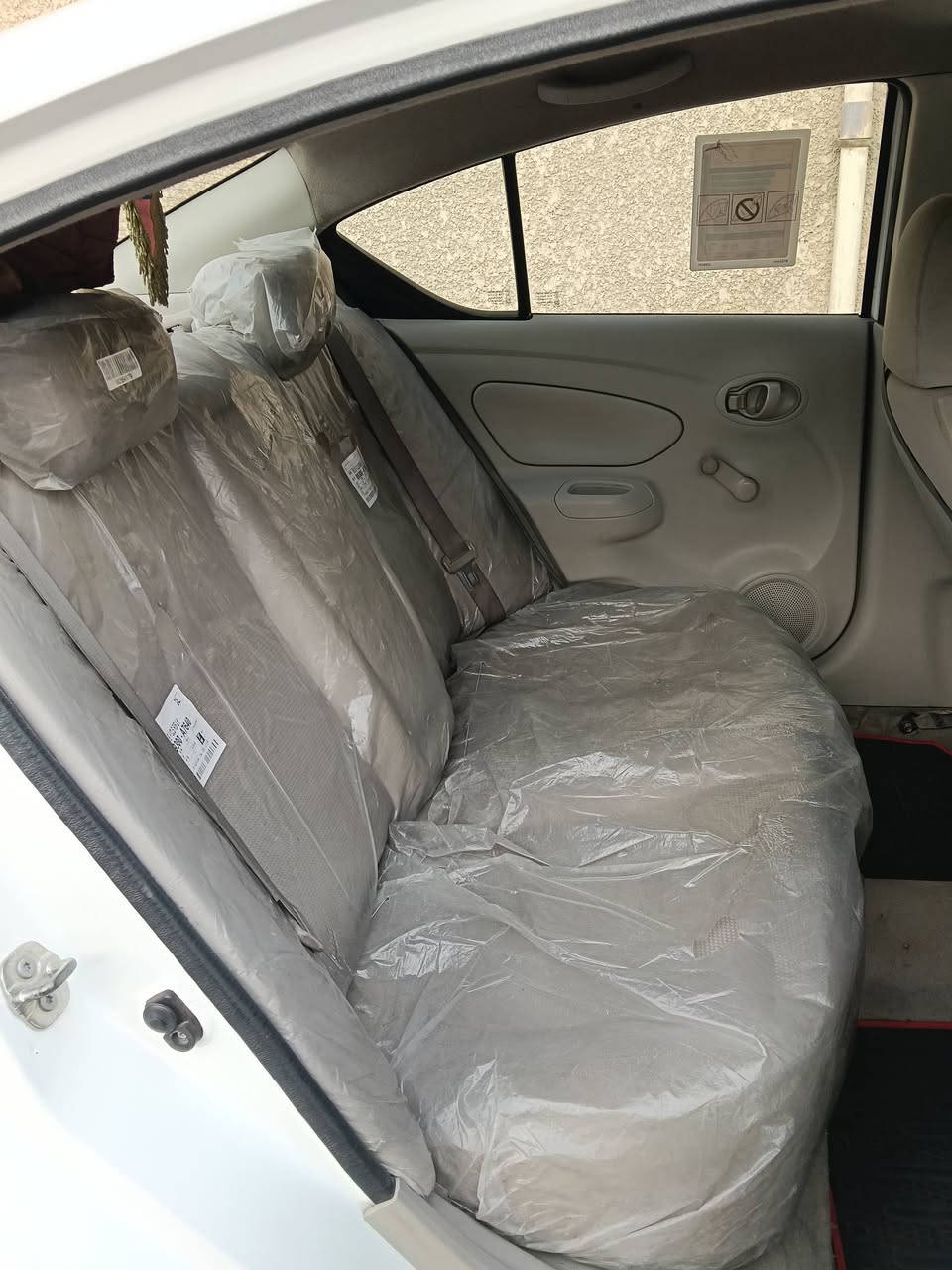 السلام عليكم 
نيسان سني هندي بليته زركه  2021 رقم اربيل 
كير ومكينه مكفولات 
دهن كير ودهن مكينه جدد 
ماشيه 169الف
منضومه بانزين جديده من بلكات ونوزلات وفيتبم 
زوج تايرات جدد باتري جديد 
بيهة قبق جنطه بارد وبيهة طخات موضحه بالوصور 
السياره بسمي تحويل ثاني يوم 
عنواني بغداد حي اور 
السعر 106قفل 
***********
