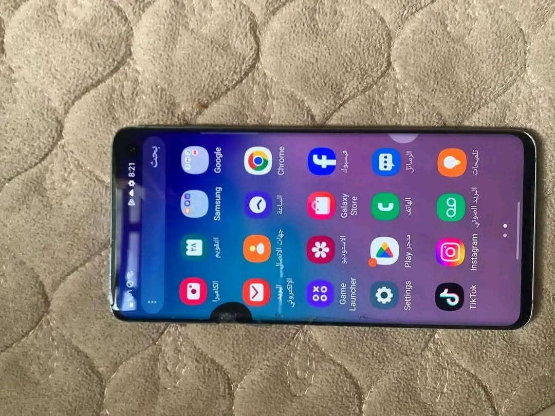 s10
شاشه منحنيه موضح بل صور بي فطر وسواد  شاشه مرات تشكل

 ذاكره 128 جهاز يفيد اتصال وتصفح

  سعره 50 الف وبي مجال مكاني بعقوبه ***********
