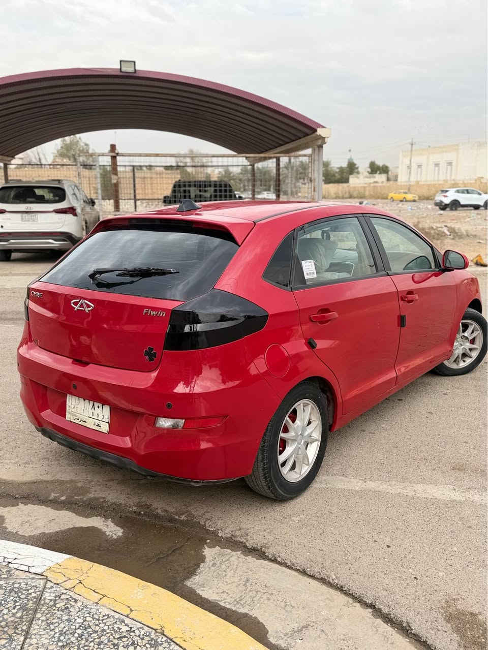 السلام عليكم 
شيري فلاوين 2013 
كير ومكينه خير من الله 
صدر امامي خلفي جديد 
تبريد ثلج ❄️ 
كهربائيات كلها شغاله 
السياره جديده بمعنه الكلام وبدون اي نقص وبل عافيه عل ياخذها 
مكاني بغداد حي العامل 

‭٠٧٧٧ ٦٧١ ٤٠٧١‬
السعر ٣٩ وبيها مجال بغداد, العراق
