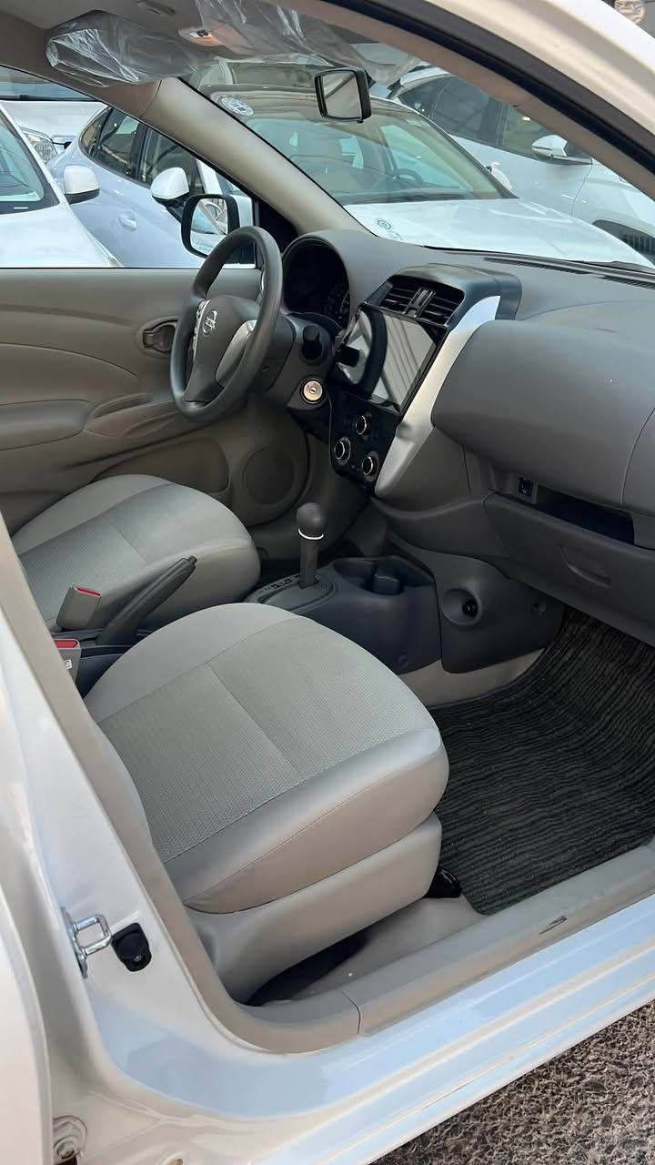 نيسان سه نى لاكشميبا مؤديل ٢٠٢٤هيندى ئه سلى سه ياره كه هيچى پيوه نيه لؤكه ته نها ٩هه زار رؤيشتوه ٢جام كاره بايه شاشه و كاميره يه باله بلاجيكتؤره فه حس و هه زه و سه نه وى نويه تاكو ٢٠٣١به ناوخؤمه سه ياره كه هه مووگيانى به شه رت ژ.م ***********
***********
