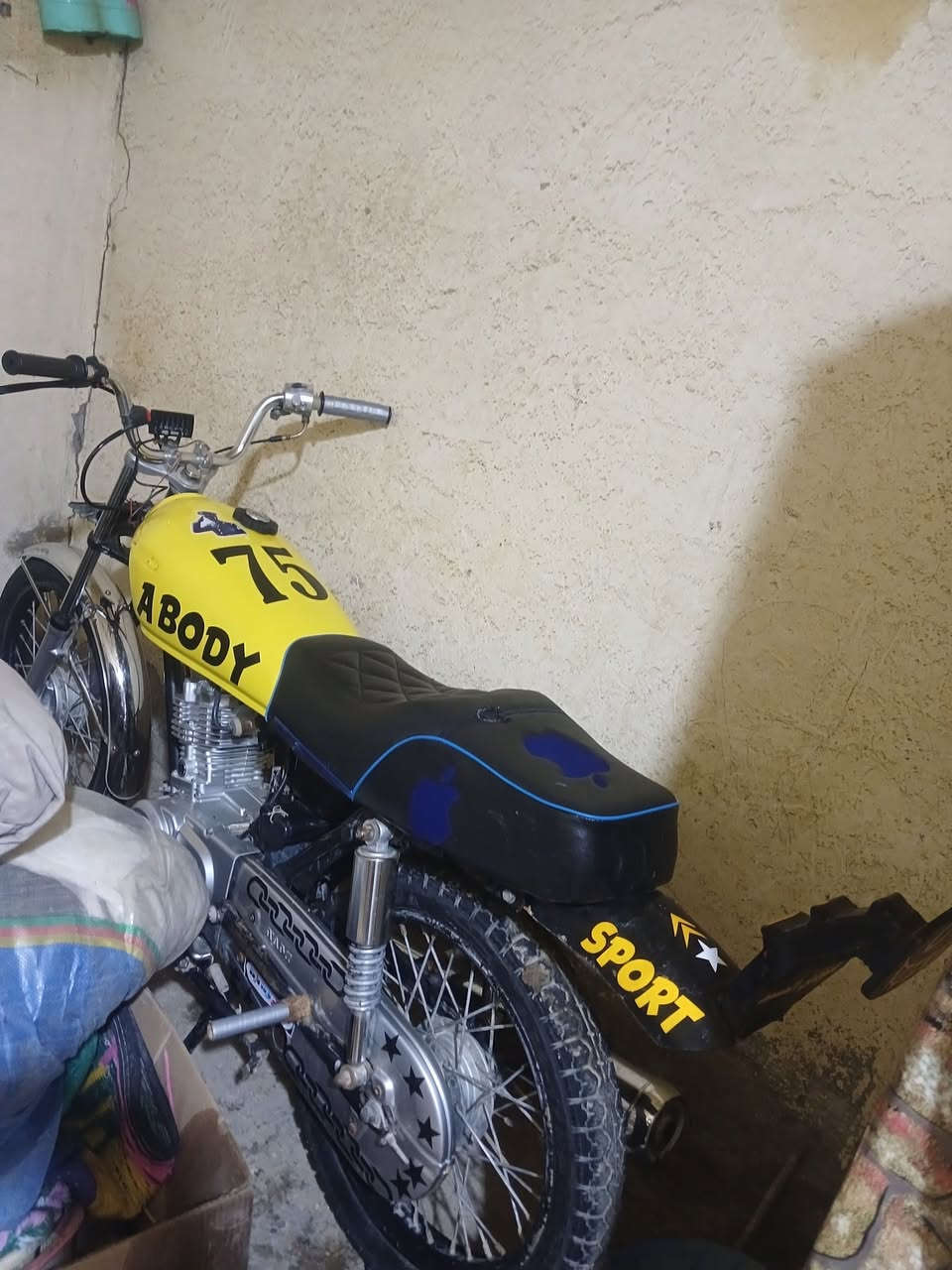 لبيع ثنينهن كلك كلك الحمره مفتوحه بستم ب٣٥٠نهايته🔒وصفره شلامجه برغي مامفتوح بيها ب٤٥٠نهايته 🔒مو تجي وتكلي طيحلي وذا ماتشتري اطلع كبل مكان سوك الشيوخ(تعميرهن نهايت ٢٥)


**إذا كنت صاحب هذا الإعلان وتريد حذفه لأي سبب، رجاءا أرسل رسالة إلى الدعم الفني**