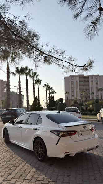 سلام عليكم
Camry 2023 SE GOLD EDITION Night Shade 
كامري 2023 Se گولد ايديشن نايت شيد 

سعر 223 ومجال للشراي 

السيارة ماشية 40 الف فقط 

بيها قطعتين وشويه صبغ (مأشر بالصور ) 
بدون دواخل بدون شواصي (ايرباك فقط ستيرن وتكمة )
جاملغ امامي مع جاملغ خلفي بجم كبس (بدون حادث بالبجم )
راديترات وشواصي ودواخل كله بشرط

مواصفات
بصمة 
تشغيل عن بعد (شغال ) 
محافظة على المسار 
مانع اصطدام 
شفتات ستيرن 
لايت زينون
لايت اوتو
مناخين تبريد
وضعيات قياده
كشن سايق كهرباء  
شاشة 
ابل كار بلاي 
كشنات جلد 
تحكمات ستيرن
مثبت سرعة
وباقي مواصفات الكامري المعروفة 

رقم تلفون 
***********
***********
