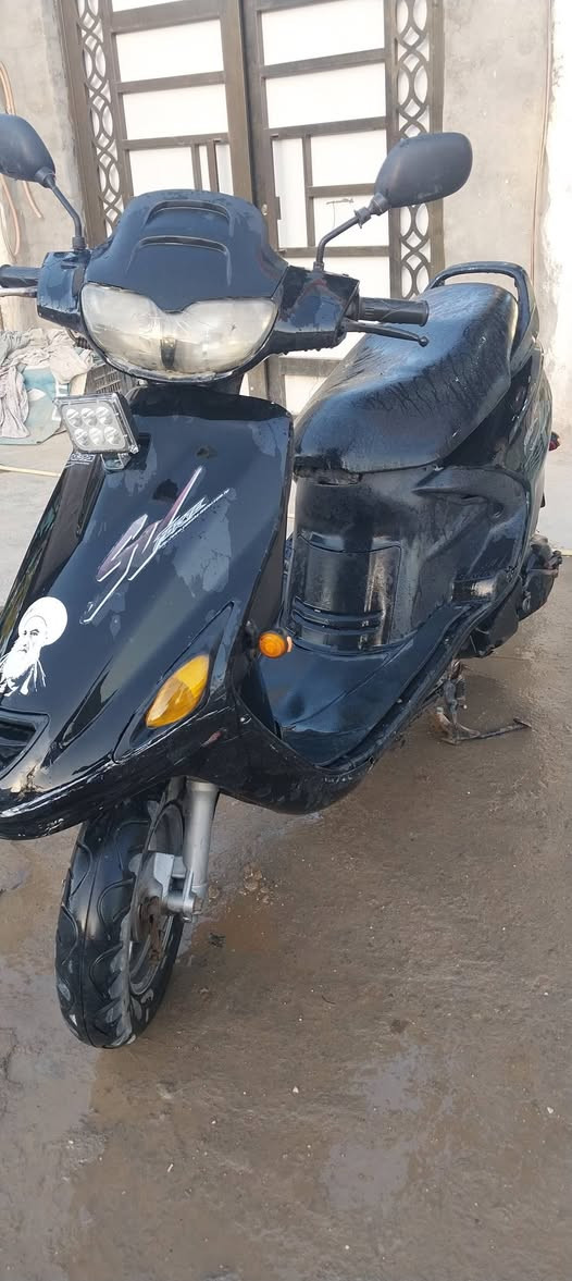 دراجه فراشة للبيع 
كلشي واضح بالصورة
كلشي بلادي وجديد وخير من الله شلعه مكينة كهربائيات سلف هندر تايرات جدد 
السعر 475 
***********
