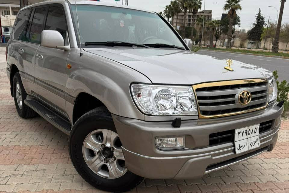 تويتا لاندكروز مونيكا 2002 فول مواصفات 
بجم و خلفي محدث لل 2007 
سلايد أوتو ثلاجة حساسات 
كير محرك اكسل مكفولة 
السيارة حيل جديدة و نظيفة 
سنوية و هزة جديدة 

🛑 السعر سوي تعليق يصل مباشرة 🤖 

السيارة مصبوغة عام الجمالية 
مابيها ربع دينار مصرف 

رقم صاحب السيارة 
*********** واتس اب
