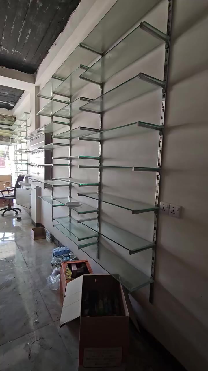 غراض أسواق لبيع عارضات ومجمدات رف ساله جبس عنوان كركوك ***********
