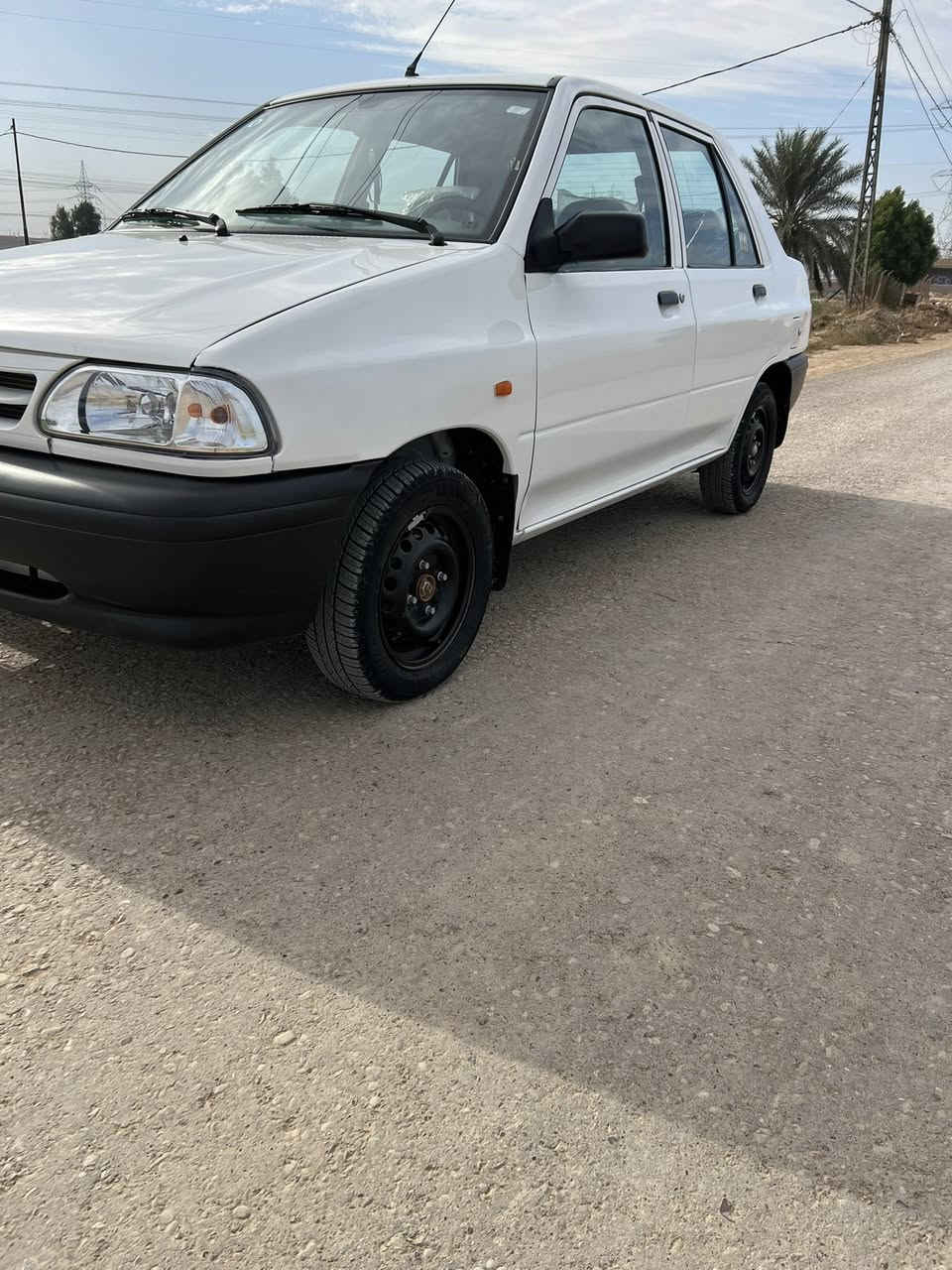 سلام وعليكم سايبه 2025زيروماشيه 1700مكان سياره بغداد تقاطع نهروان بعد تفاصيل عل رقم ***********
