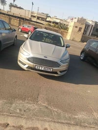 فورد فيوجن موديل 2018 محرك 2500 حادثها جاملغ وباب عكس السايق رقمها  بغ...