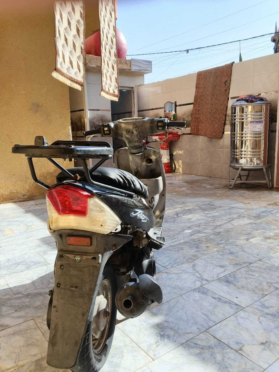 السلام عليكم دراجه ماكس منغولي 120 محرك نظيف دراجه خير من الله بس كابيرتر شوي تعبان سعره 350 وبيها مجال مستعجل عليهة عنواني بغداد ***********
