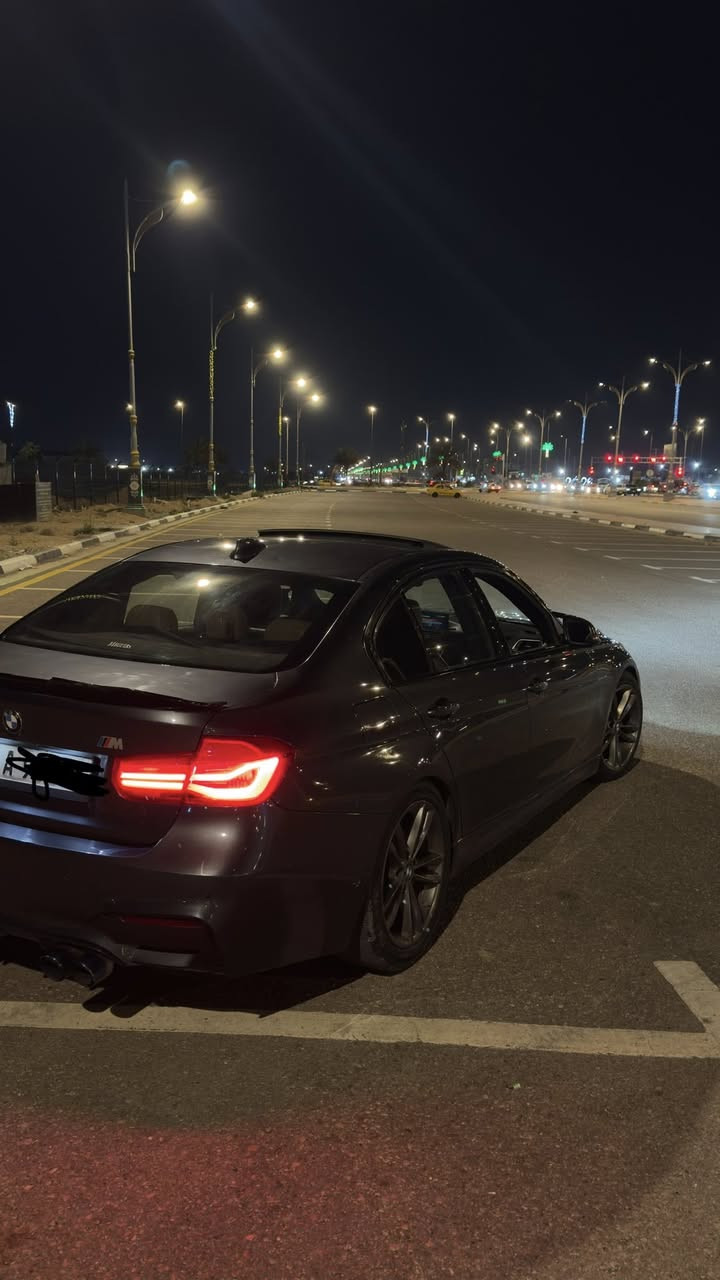 سياره كير محرك مكيانك كهربائيات دواخل  جديد وحاله جيده
محركها مرغوب جدا نفس الي يجي بل حديث B46  تيربو 2000 
((((بيها حالوب خفيف ومنزل من سعرها الحالوب تكدر تغلفهن ومايبين ابد واصلن هوه مو قوي ما مبين حته بل صور))))
حادثها خفيف بدون دواخل 
ماشيه 110 
عليها اضافات وكت M3 كامل داعميات ودركه واضافات لزيادة هورس بور HP بلكات مجاوب وفيت بم كله ريسنك
موصفاتها معروفه فول
مري جانبي شفط واشاير بل مري
فتحه بصمه ترحيب كشن تدفئه
 قطعتين تبريد كامره حساسات 360 
و رادرات جوانب شاشه جبيره
 كشنات كله كهرباء اناره ذكيه
 نضام حمايه واشياء غيرهم ماتذكرهم لان صراحه السياره هواي بيها
 
مسجات فقط مال لايت امامي
 
مابيها اي نقوصات السياره
هزه وسنويه جديده
***********
135 بيه مجال بسيط
