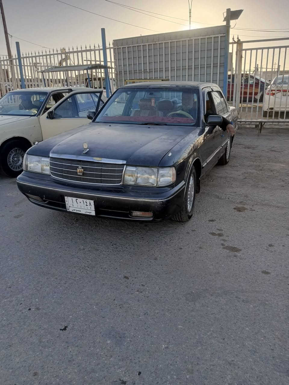 سلام عليكم ارنب البيع الموديل93 السياره حلوه ونظيفه جاهزه مكفول كص ونقل وعيب شرعي والسنويه جديده والشراي يخابر ويدالل‏‪***********‬‏
