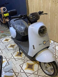 دراجات كهربائية • خمس بطاريات 32 أمبير • بعقوبة التحرير