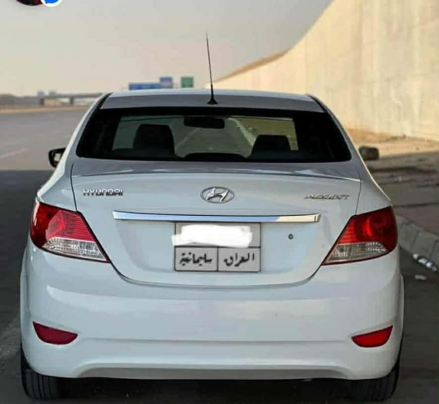 اكسنت 2011 خليجي 
حادث قطعتين كير أوتوماتيك محرك 1600 كفاله
رقم سليمانية تحويل سنويه نافذة مطلوبة غرامات 4 أوراق تنزل من السعر، صبغ عام جماليه سعرها 75 وبيها مجال مكانها اربيل نقص التبريد نقص كومبريسر فقط  السياره كامله كفالة.

***********
