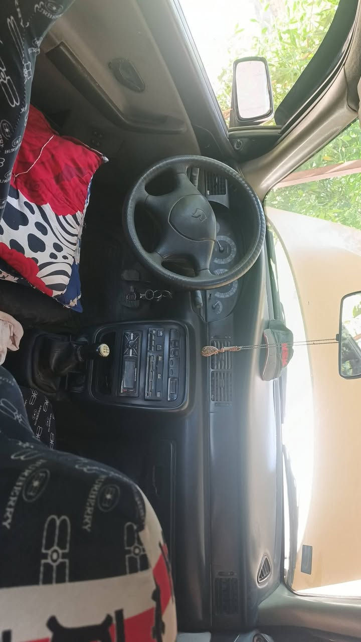 مستعجل علبيع بسبب التحويل راعيه يريد يحول مابيع اله تحويل وعقد سمند موديل   10  كفاله سياره بدون اي ضربه ولاخياس ولا تبديل  محرك وكير شادهن جدد تبريد كامل  بس الدكمه وكفت فجاا  
حداديه جديده 
تايرات جدد 
سنويه ٢٠٢٧ مجدده 
مكاني حله  بعنانه  سعره ٣٤  السياره  نظيفه  ونصبته خير من الله   الشراي يدلل  ***********
