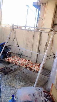 غراض نضيفه جدا السعر..تخم القنفات ٢٠٠ ، المرجوحه ٦٥ ، ميز الطعام ٧٥,ال...