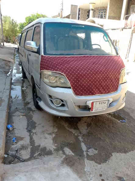 السلام عليكم 
سياره للبيع 
فتون 2013 
سياره مكينه جديده 
صدر جديد 
تخم تاير 
مكان بغداد 
حي اور 
***********
