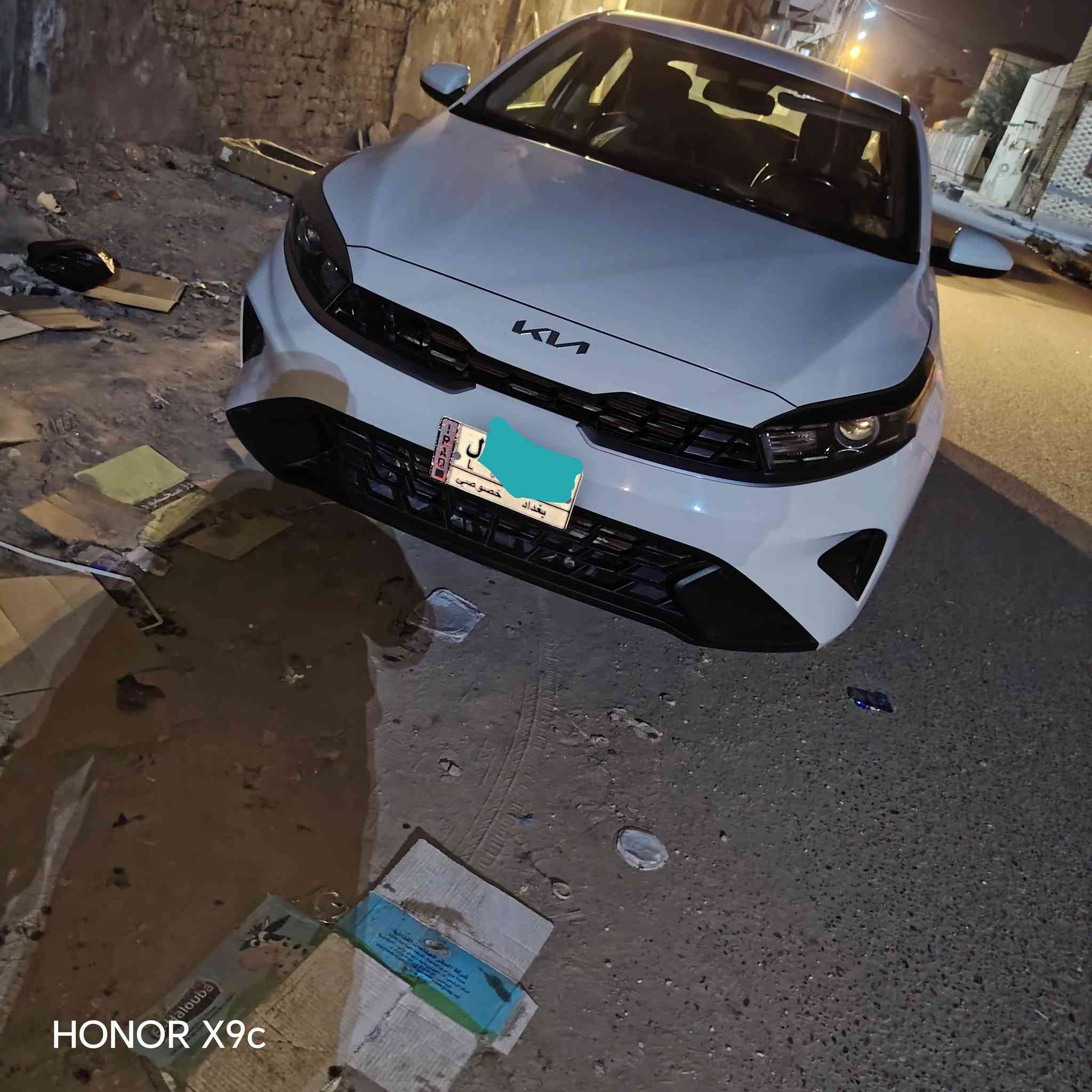 سيراتو ٢٢ رقم بغداد تبريد قطعتين ويل عادي سياره جاهزه محرك ١٦٠٠ تفاصيل أكثر اتصل م   ***********
