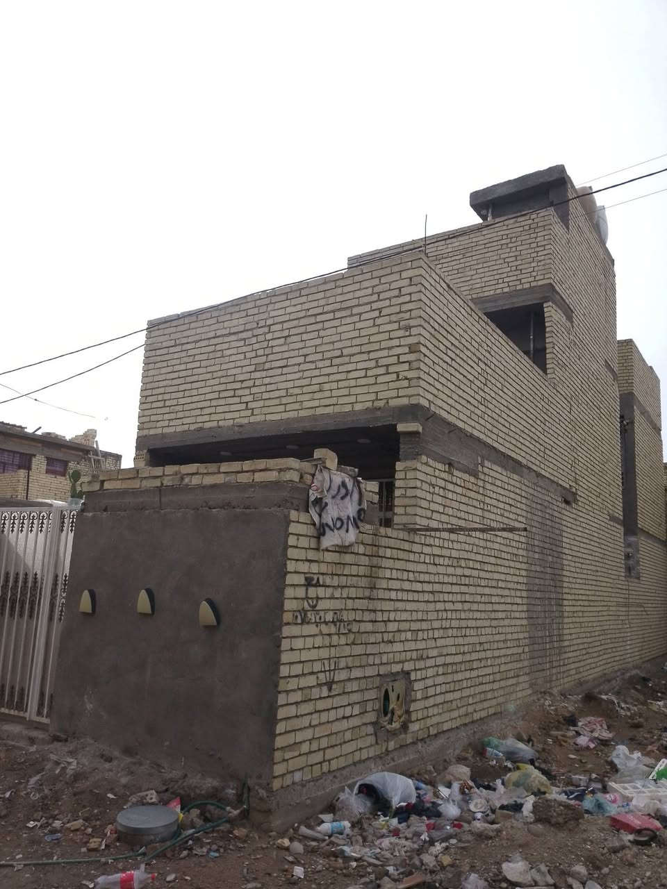 سلام عليكم البيت البيع مساحه 85متر ***********
