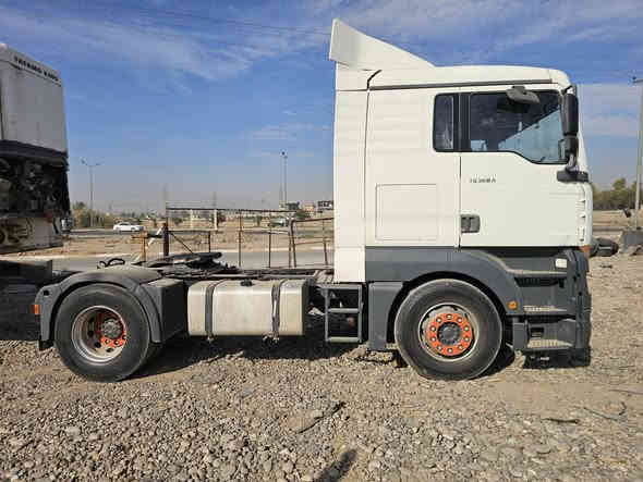 مان 2002 مع البراد للبيع 
السعر 120$
مكان كركوك
***********
