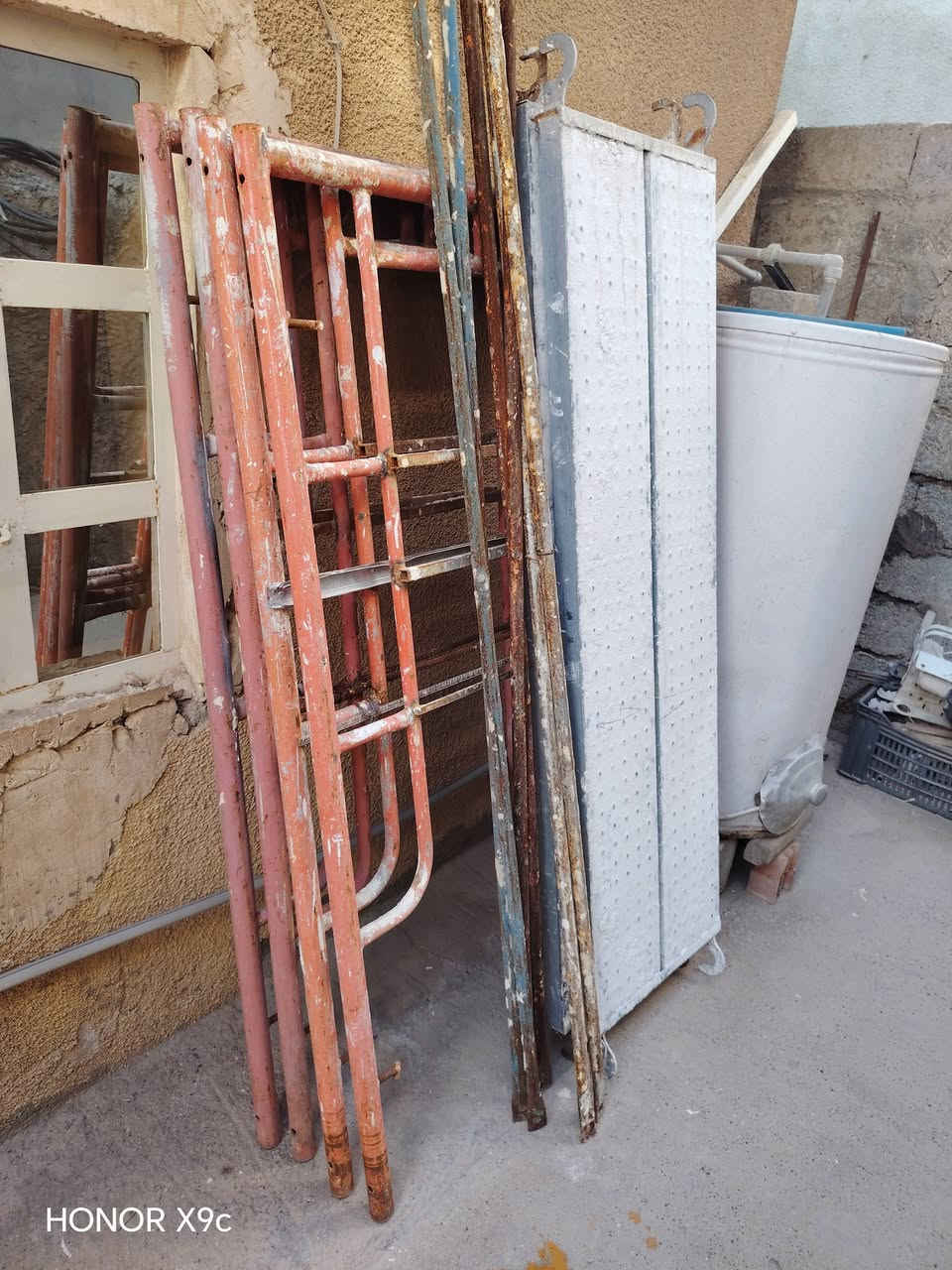 سلام عليكم للبيع شلع مكان كركوك قادسيه ثانيه
سعر ٦٠٠ الف و بي مجال للطيبين
***********
