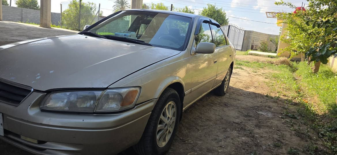 كامري موديل ٢٠٠٠ وارد أمريكا رقم بغداد بسمي لون أصفر ذهبي أربع سلندر كير محرك تبريد كفاله تخم تاير باتري جديد كهربائيات كله شغاله مصبوغه حزام سياره حلوه وناعمه مالت جناي 
والعنده سياره دبل قماره اوتوماتيك مراوس عادي يرهم


**إذا كنت صاحب هذا الإعلان وتريد حذفه لأي سبب، رجاءا أرسل رسالة إلى الدعم الفني**