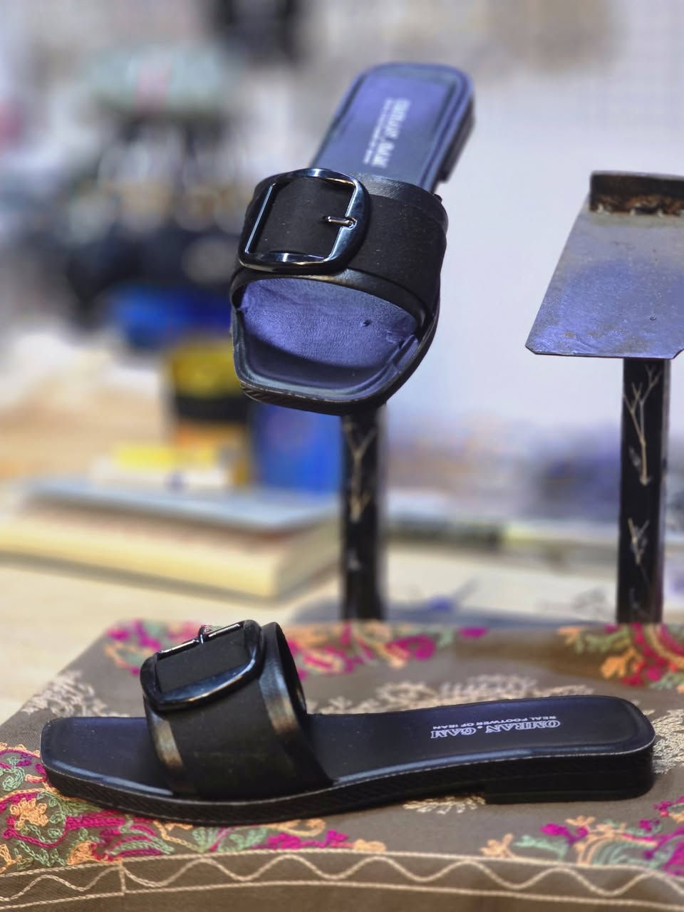 وصلت مجموعه
من شحاطه نسائيه 
فلات 
طبي 
الزبيديه شارع ٢٠ 
مجاور سيد احمد للمواد المنزلية


**إذا كنت صاحب هذا الإعلان وتريد حذفه لأي سبب، رجاءا أرسل رسالة إلى الدعم الفني**