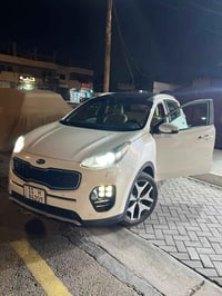 كيا سبورتاج 2019 جي تي لاين اعلى فئه مكينه 2000دوش السياره مكفوله كفال...