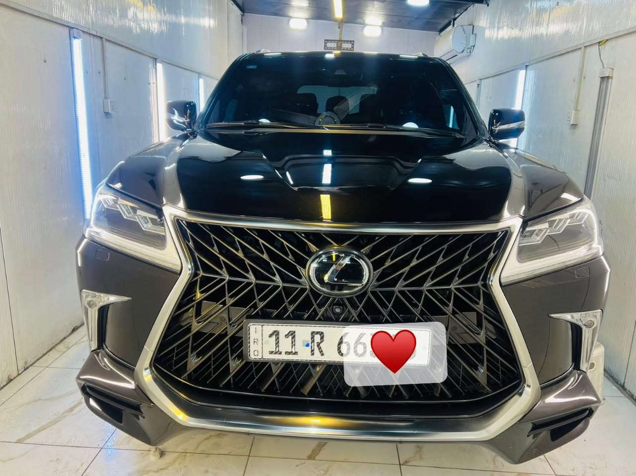 السلام عليكم لكزز للبيع موديل 19 سوبر سبورت داخل قرميدي احمر فول للأخير كفاله عامة ماشيه 57 عنواني بغداد الاتصال *********** بيها كتاب تظليل باقيله 6 اشهر
