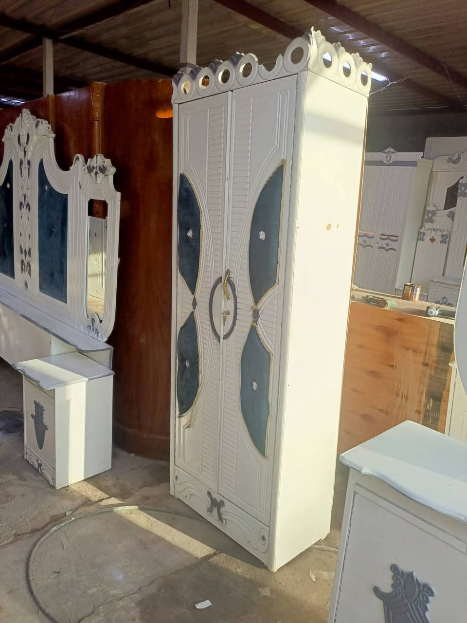 غرفة ام ((٦)) مستخدمه السعر ٦٠٠وبية مجال رقم تواصل *********** شغل عراقي
