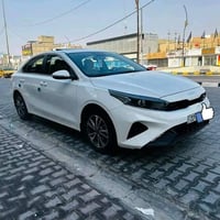 سيراتو  2024خليجي دولية مكينة 2000 فول كفالة ماشية 34 الف رايدها 184 و...