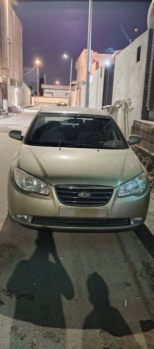 الانترة دخول جديد ادوات كصه جنطه
تحكم ستيرن
 مرايات شفط
 شاشه
 كشنات تتفئه
تخم تاير
حداديه جديدة
تبريد ماشاء الله 
ماشيه 183
عنوان بصرة طوبه ونخيله ***********
