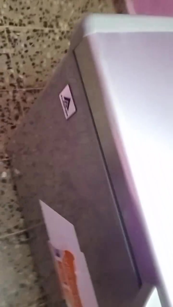 اللبيع نضيفه 100 بل %شغاله كلشي مابيها نوعيتهه تخبل حجم 14 قدم 300 بيهه مجال


**إذا كنت صاحب هذا الإعلان وتريد حذفه لأي سبب، رجاءا أرسل رسالة إلى الدعم الفني**