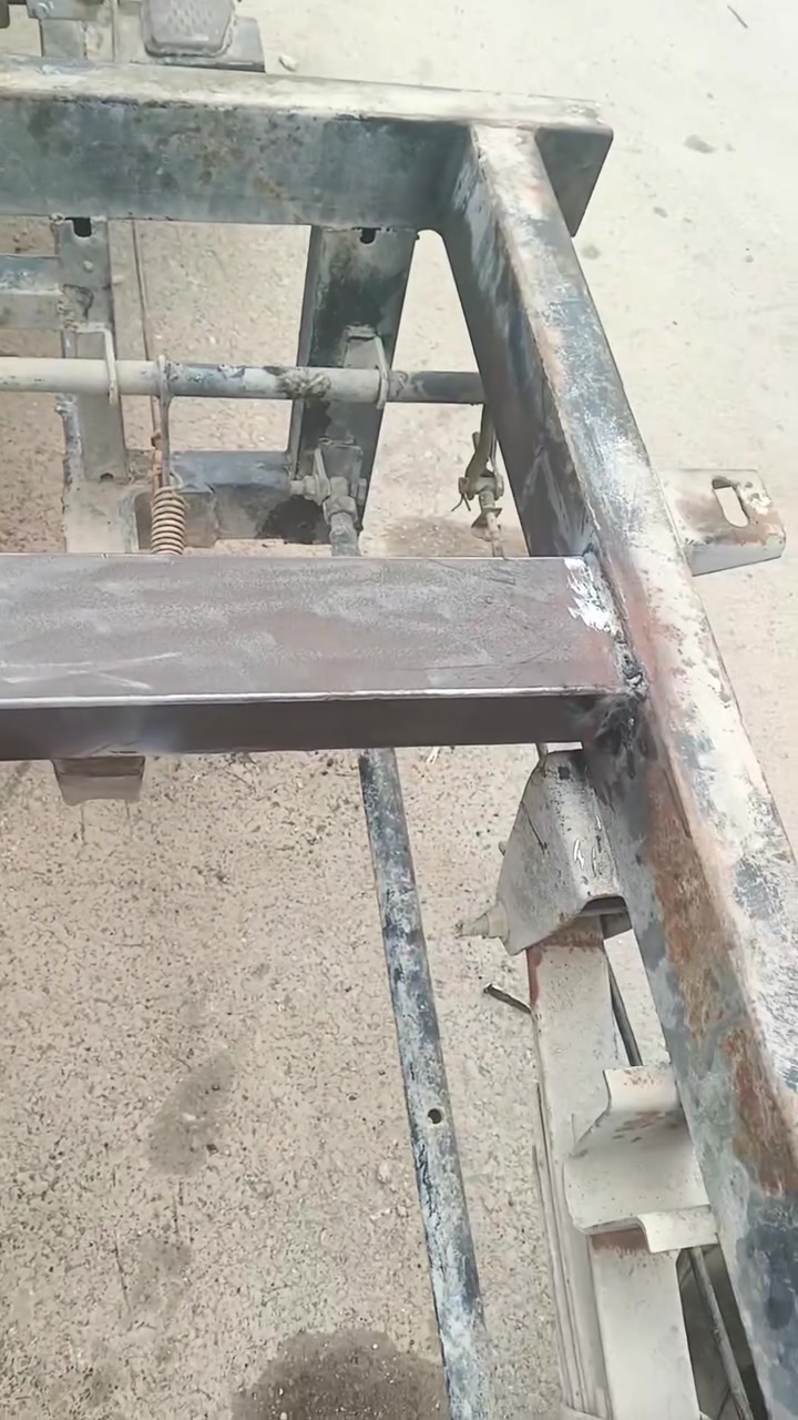 حدادة وسمكرة جميع انواع الستوتات المكان كوت السفحة الأولى أي ستفسار خاص أو ***********
