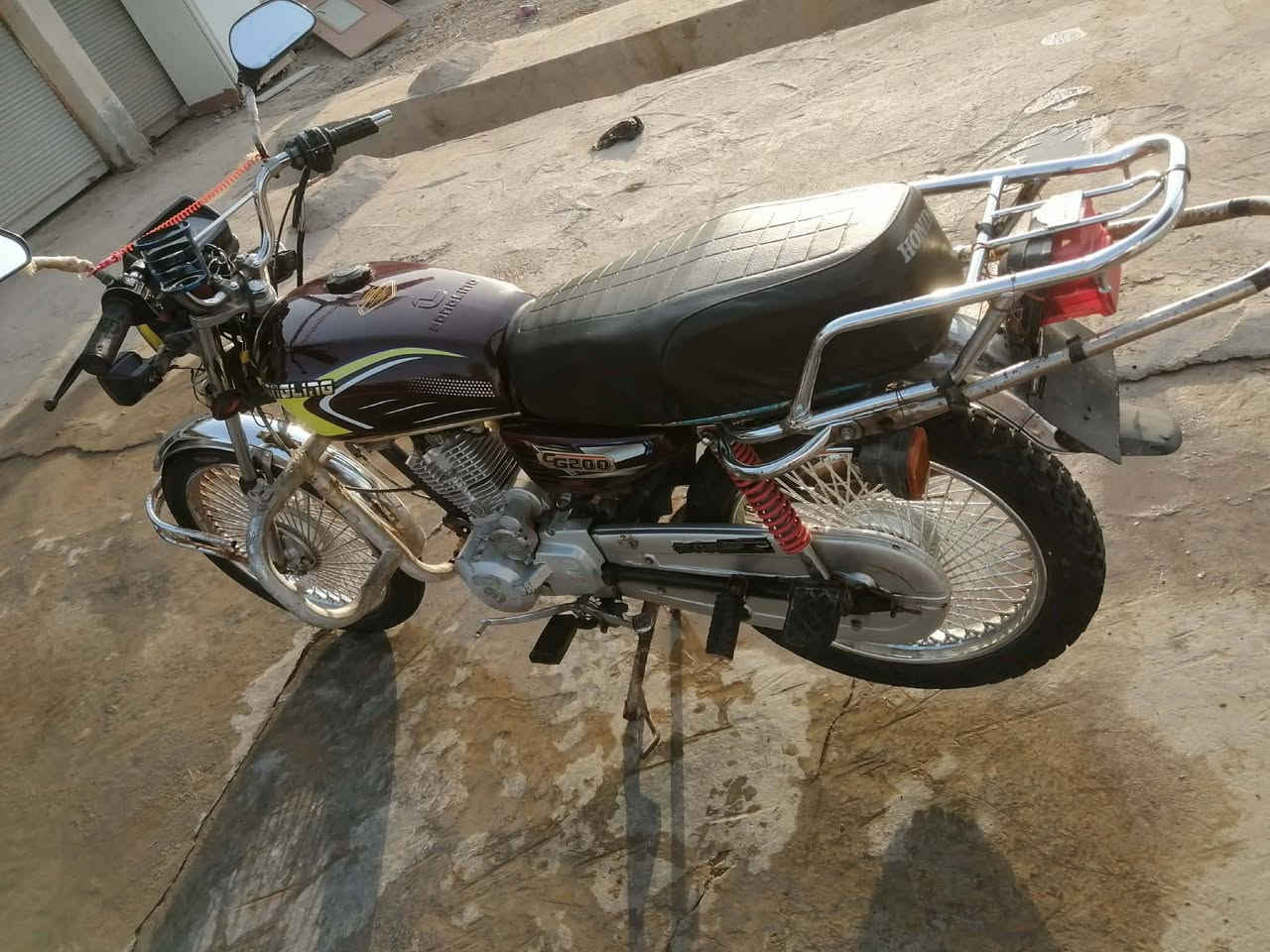 سلام عليكم دراجه سيفان موديل19  اورق كماله لا متوجده فيس لستفسره هاذ رقم ***********
