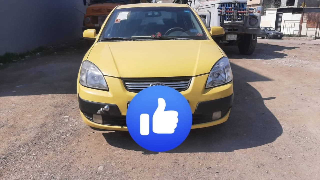 السلام عليكم للبيع كيا برادو 2008
* رقم ألماني سنوية الى 2031
* فول كهرب 
* محرك بي تنقيص شوية 
* كير شرط 
* زوج تواير جديد 
* السيارة ضررها التكمه بين البابين فقط 
* هيئة غرامات صفر 
* اني الشرعي ابيعك شرط التحويل 
* مكان السيارة الجانب الأيمن حي الرسالة 
* السعر 90$ وبيها مجال
التواصل مع صاحب السيارة ***********
