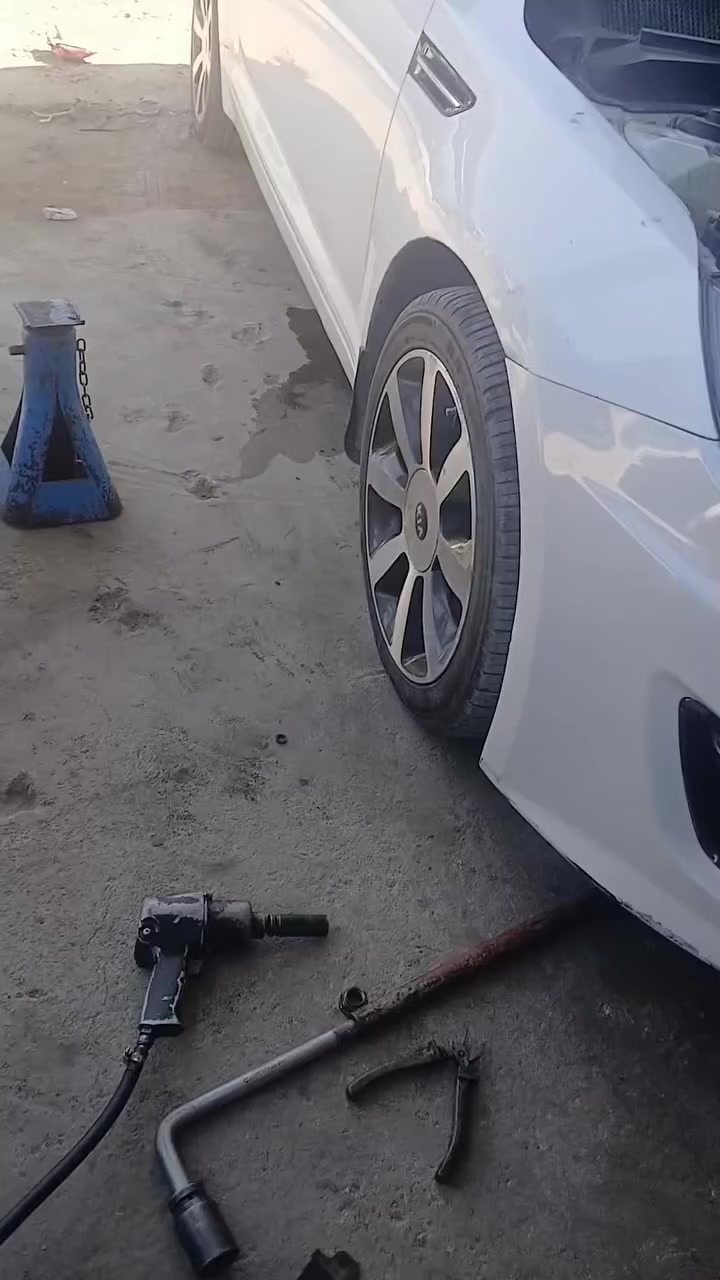 ابو احمد لتجفيت المشط والجعمقه وباور ستيرن بجميع انواعه الهايدروليكي والكهربائي وفتح صدر وميزانيه وبلنص الرمادي الحي الصناعي الشركه مقابل جامع صدام الكبير ***********
