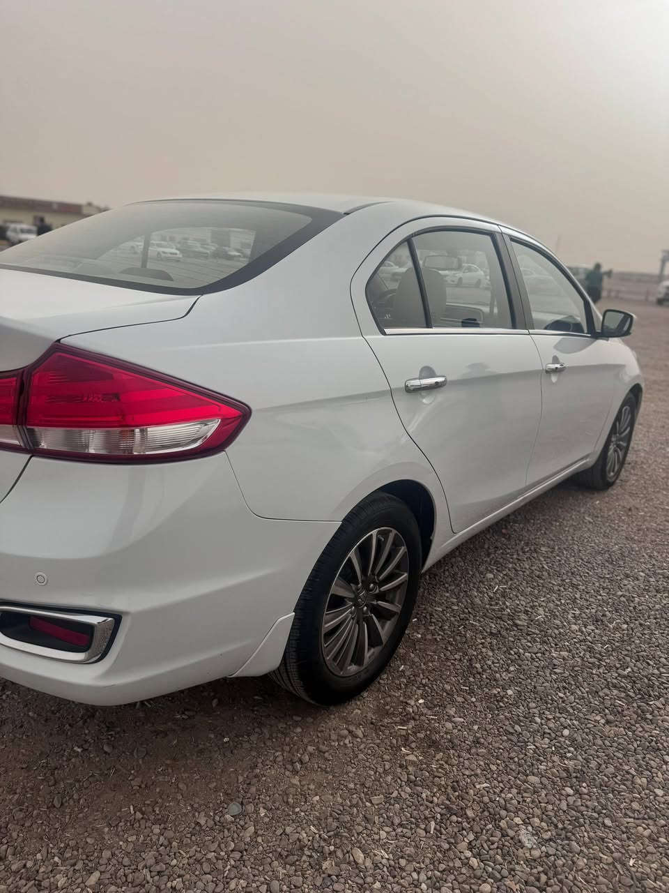 السلام عليكم سازوكي سياز موديل ٢٠٢٢ خليجي رقم مثنى معوقين حاضر للوكالة كفالة من الضربة بيهة صبغ بلخليج 
كفالة گير ومكينة وتخم تاير جاهزة 
مكاني بصرة حي المهندسين 
رقمي ***********
