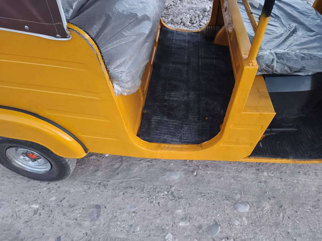 تكتك ١٩ مكفول بس دوس شهر ١٠ وراق الصليه الترقيم شرط شركه قبور القلم *********** مكاني مدينه الصدر  السعر ٥وبيه مجال
