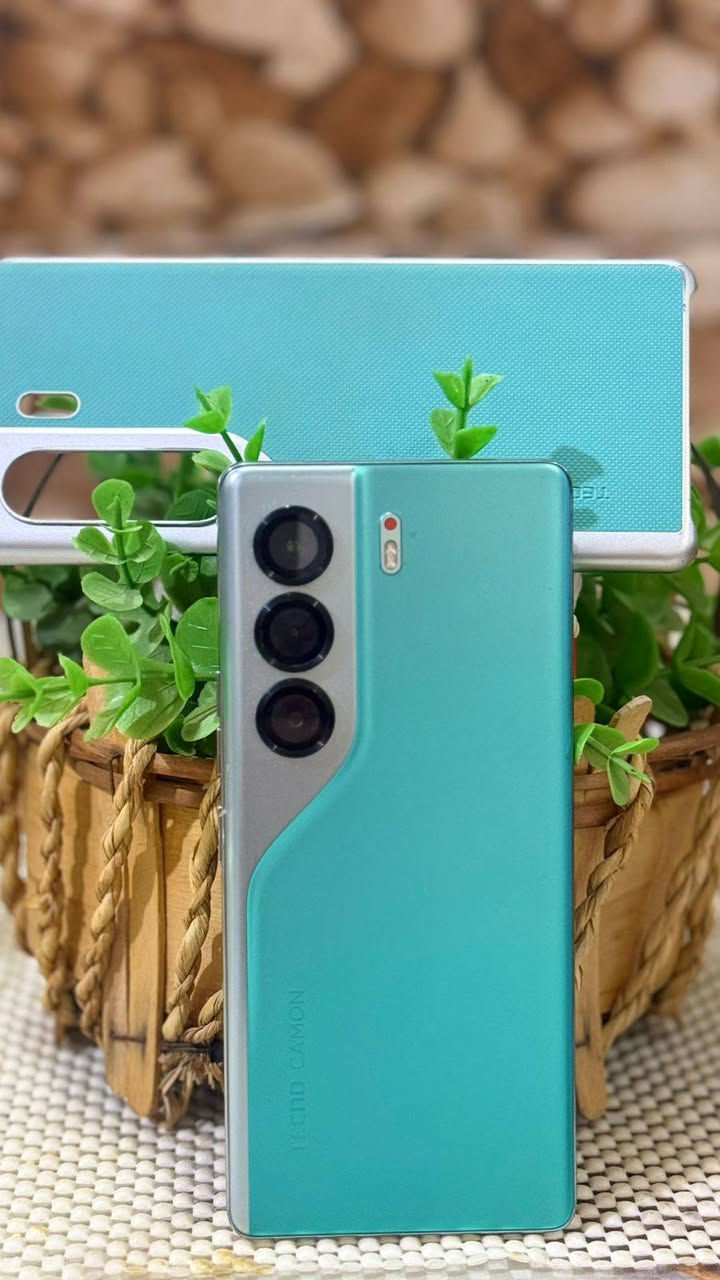 تكنو كامون 40برو 5G/بدون ملحقات
ذاكره 256/رام12+12
معالج دايمن ستي 7300/ببجي90فريم
بطاريه 5200
شاشه منحنيه 144هرتز
دبل صوت
دبل بصمه
دبل خط
جهاز مكفول من العطل وتصليح
فقط بلازمه مفطوره ممئثره ع لمس سلس
للبيع سعر 175قفل قفلللل
شراي يتصل ***********
مكاني كووووت
