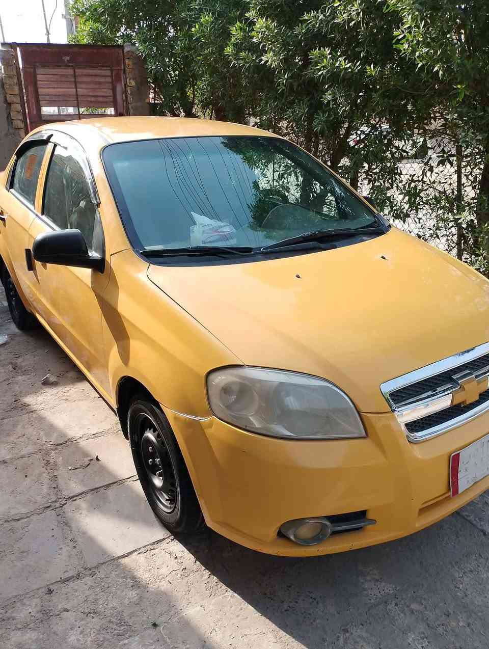 السلام عليكم سياره للبيع افيو 2011 محرك ومكينه وكير كورلا جاهزه سنويه 28 مصفره هي وغراماتها وعندي وكاله عامه العنوان الناصريه مركز ما متواجد على الفيس هذا رقمي***********
