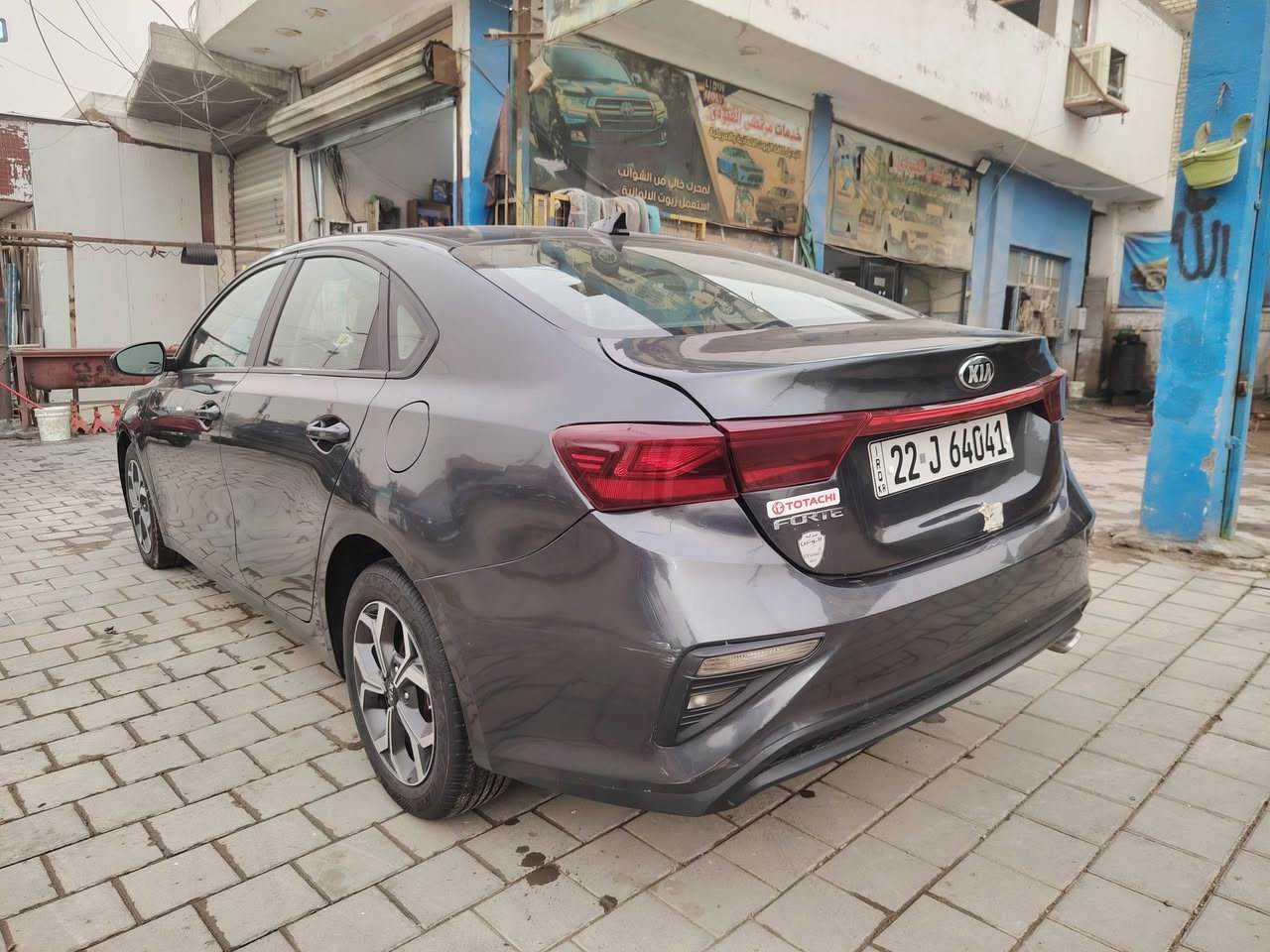 سلام عليكم كيه فورتي موديل 2020 وارد امريكي سيارة ليبل واحد اي قطعه مبدل بيهة حادثهة قبق جنطه والجاملغ نفسهم معمرات سيارة بجم كبس صور الحادث بل منشور 
ماشيه ٥٩ mi سيارة بعدهي جديدة بمعنه الكلمه كير ومكينه وتبريد وتدفئة وحداديه كلة كفااالة سيارة شغل وتطلع كبل ترايك وين متريد مواصفات معروفة مالت الفورتي نص فول الاستفسار اكثر *********** مكان سيارة بغداد شعب السعر 133$ وبيهة مجال ملاحظه سيارة بسمي تريد وكالة اتريد تحويل خادم اني
