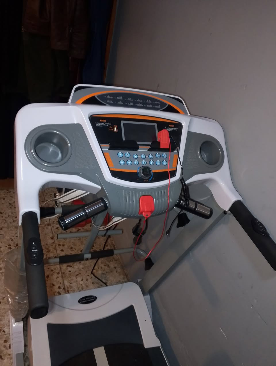 جهاز جري نظافة 100%
السعر 550 الف 
العنوان بغداد الدوره


**إذا كنت صاحب هذا الإعلان وتريد حذفه لأي سبب، رجاءا أرسل رسالة إلى الدعم الفني**