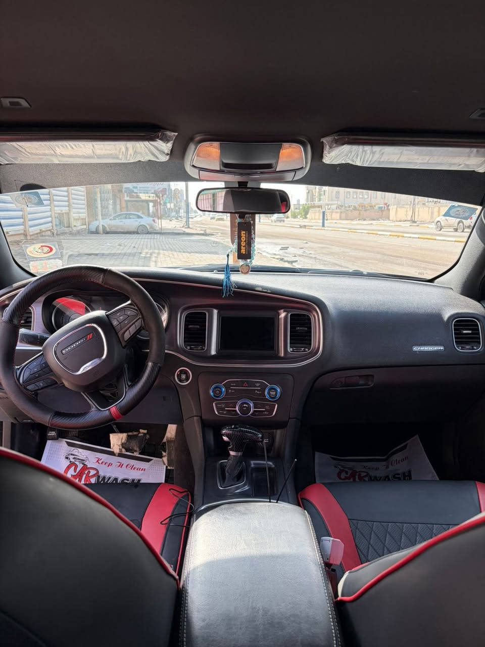 السلام عليكم 
جارجر ٢٠١٨ 
السياره كلين بدون حادث بدون قطرة صبغ شرط
بغداد بسمي مداور ثاني يوم 
ماشية ٩٠ 
موصفات sxt معروفة
السعر ٢٢٠ وبيها مجال بسيط حك الجية 
مكان السيارة السماوة 
الاستفسار الانتصال 
***********
او خاص مفتوح
