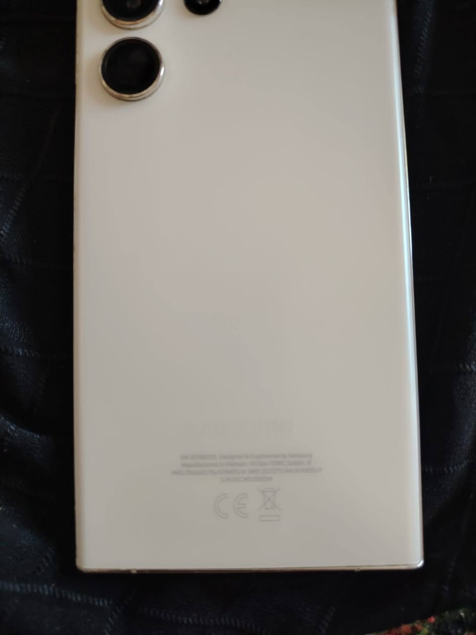 للبيع: سامسونج جالكسي S23 الترا (Samsung Galaxy S23 Ultra) 📱
الموديل: Samsung Galaxy S23 Ultra (نسخة الألترا) 
اللون: أبيض كريمي (Cream) أنيق ومميز جداً.
​السعر: 700 ألف دينار عراقي (سعر نهائي وقفل).
الجهاز شغال بالكامل وبحالة ممتازة وجاهز للاستخدام 
العنوان ومكان التواجد:
​كربلاء المقدسة - منطقة فريحة.
​📞 للتواصل والاستفسار مباشرة:
​يرجى الاتصال أو المراسلة عبر الواتساب على الرقم: ***********

