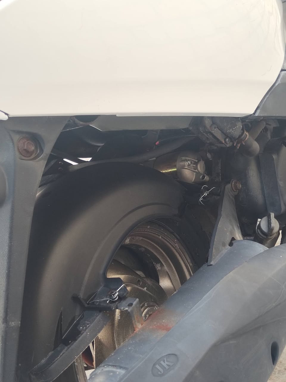 دراجه بريز منزلهه عل أيدي نقص برغي مابيهه كلهه مكفوله سعر ٨٠٠ مكاني مدينه الصدر ***********
