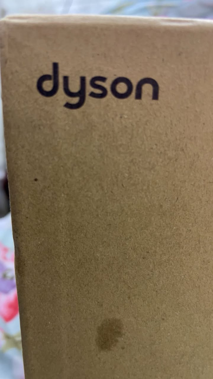 السلام و عليكم
متوفره مجفف دايسون سوبرسونيك اصلي طلعين من امازون
اوروبي
حجز بل ميسنجر


**إذا كنت صاحب هذا الإعلان وتريد حذفه لأي سبب، رجاءا أرسل رسالة إلى الدعم الفني**